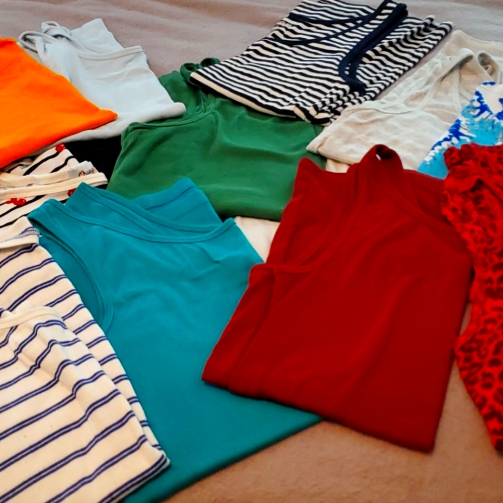 Lot of Tanks ♡ 13 Total ♡ Sizes L-XXL